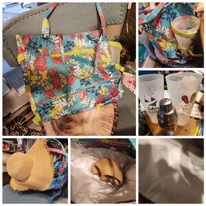 NWOTBeach/Picnic/Bag &Goodies Water resistant